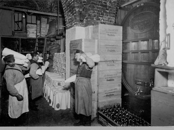 Bild på Blossa tidig produktion