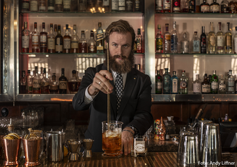 Emil Åreng på Cadierbaren